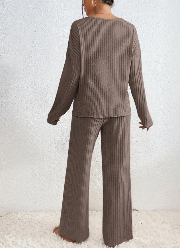 Set Due Pezzi in Maglia a Costine Con Scollatura a V e Pantaloni a Gamba Larga