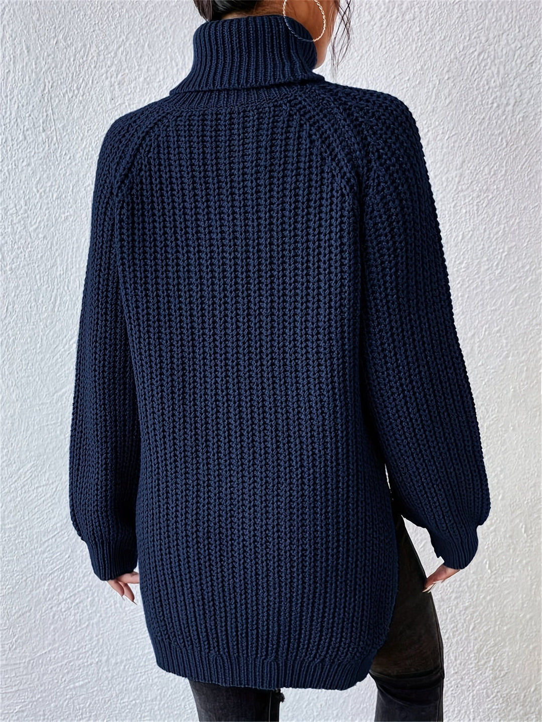 MAGLIONE CON COLLO ALTO E ORLO SFOGLIATO PER DONNE