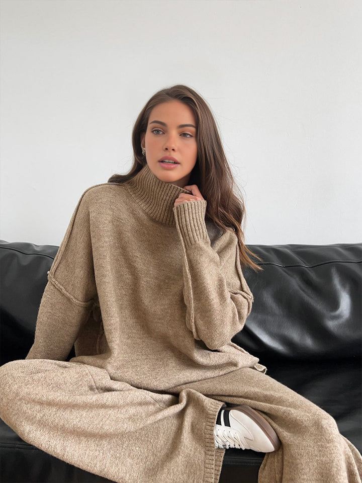 Set da Loungewear con Collo Alto e Pantaloni a Gamba Larga