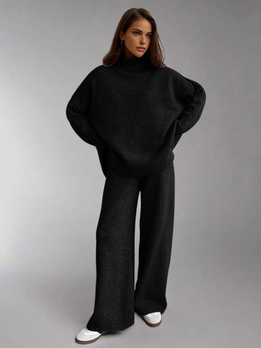 Set da Loungewear con Collo Alto e Pantaloni a Gamba Larga