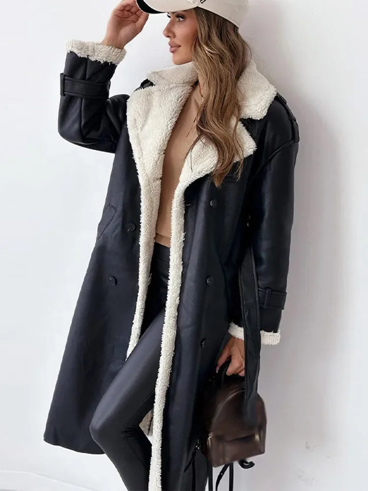 Cappotto invernale lungo dal design versatile