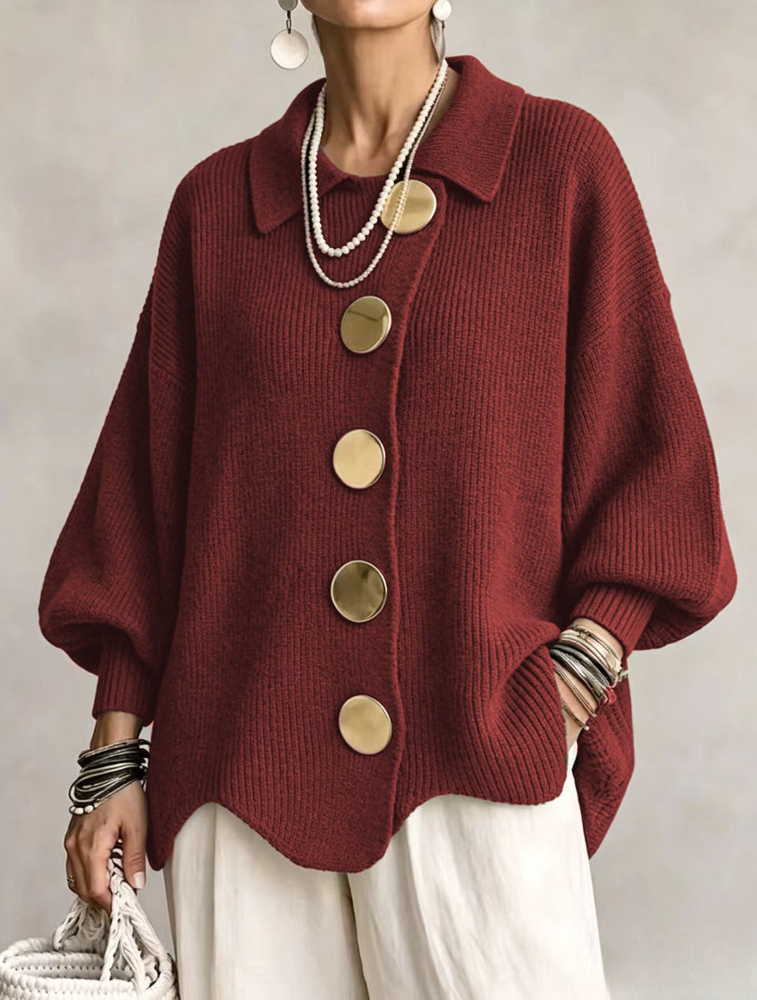 Isadora | Cardigan Oversize con Collo e Grandi Bottoni Metallici