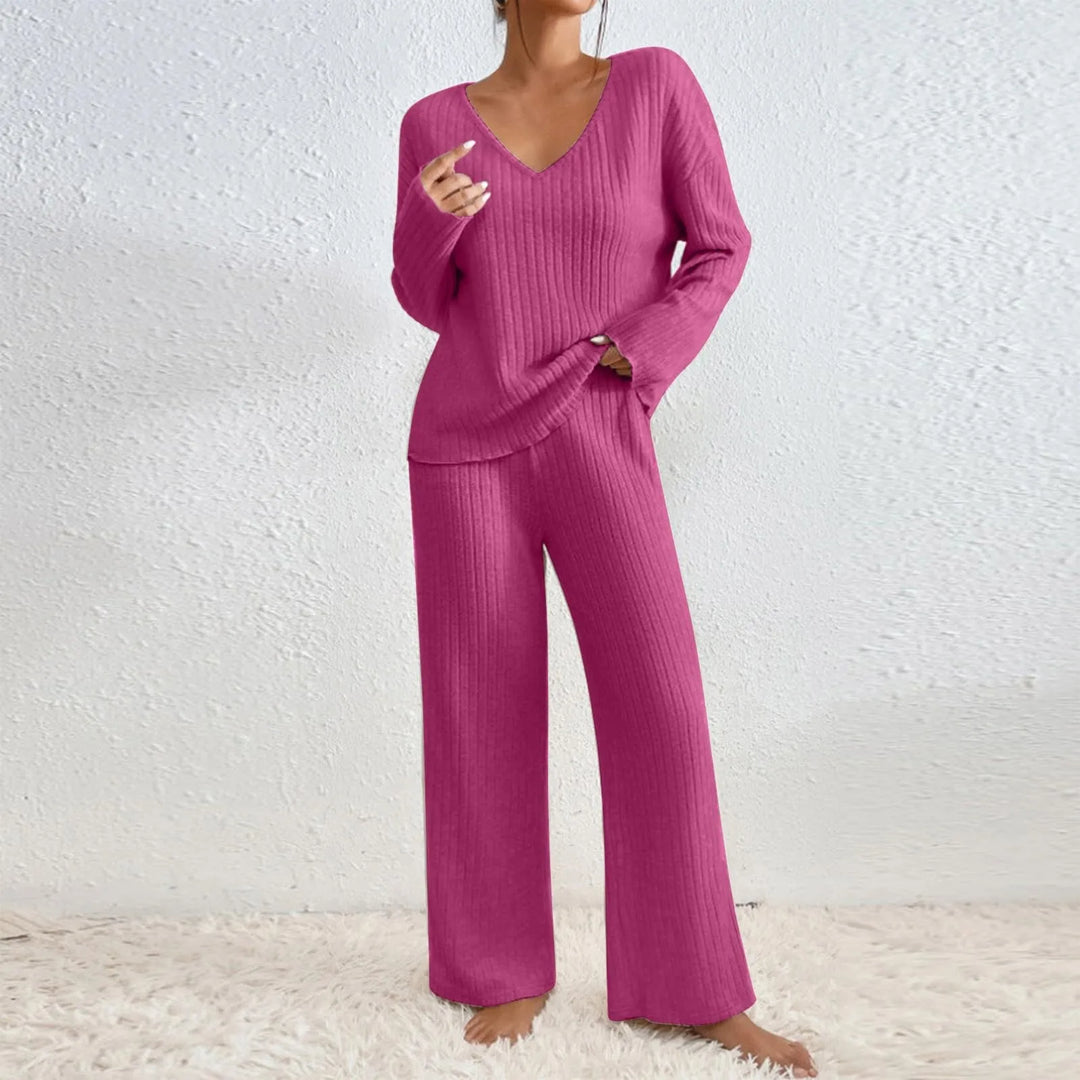 Set Due Pezzi in Maglia a Costine Con Scollatura a V e Pantaloni a Gamba Larga