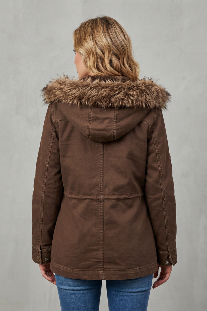 Parka Marrone con Cappuccio Foderato in Pelliccia e Tasche a Patta