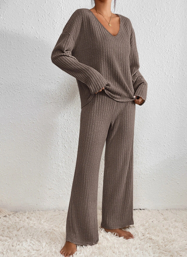 Set Due Pezzi in Maglia a Costine Con Scollatura a V e Pantaloni a Gamba Larga