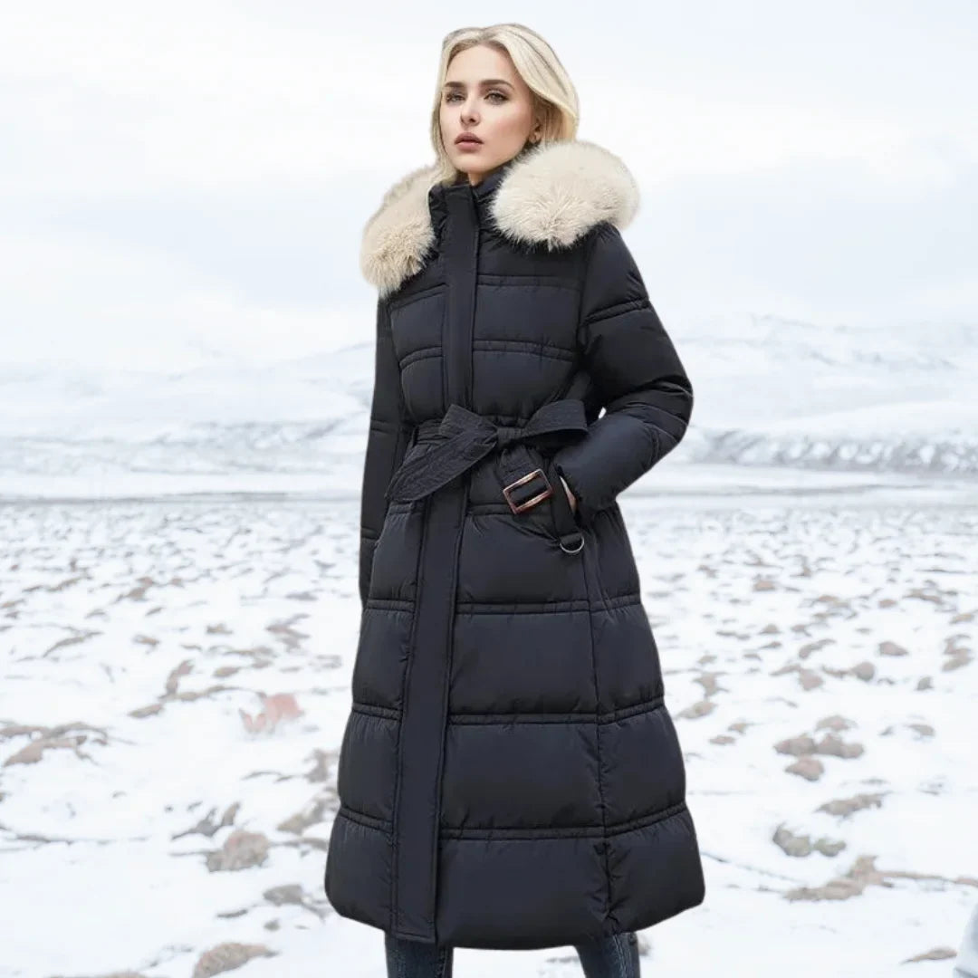 Parka invernale di design con cappuccio in pelliccia
