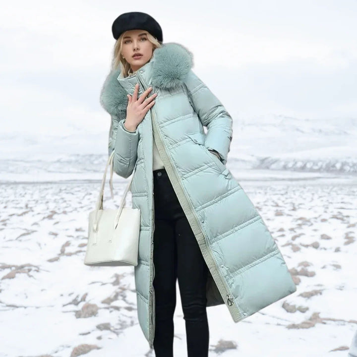 Parka invernale di design con cappuccio in pelliccia