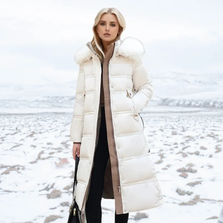 Parka invernale di design con cappuccio in pelliccia