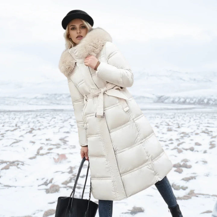 Parka invernale di design con cappuccio in pelliccia