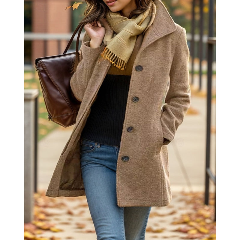 Cappotto da donna con bottoni