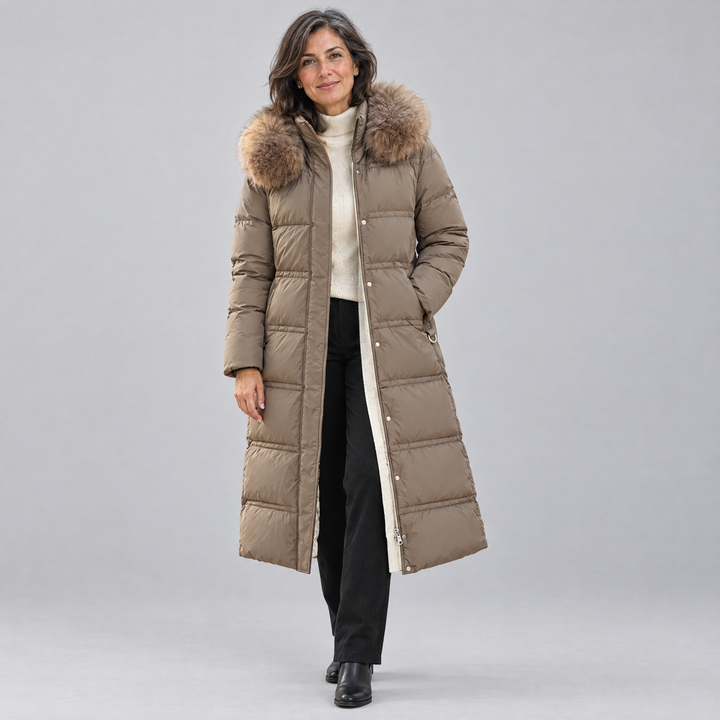 Parka invernale di design con cappuccio in pelliccia