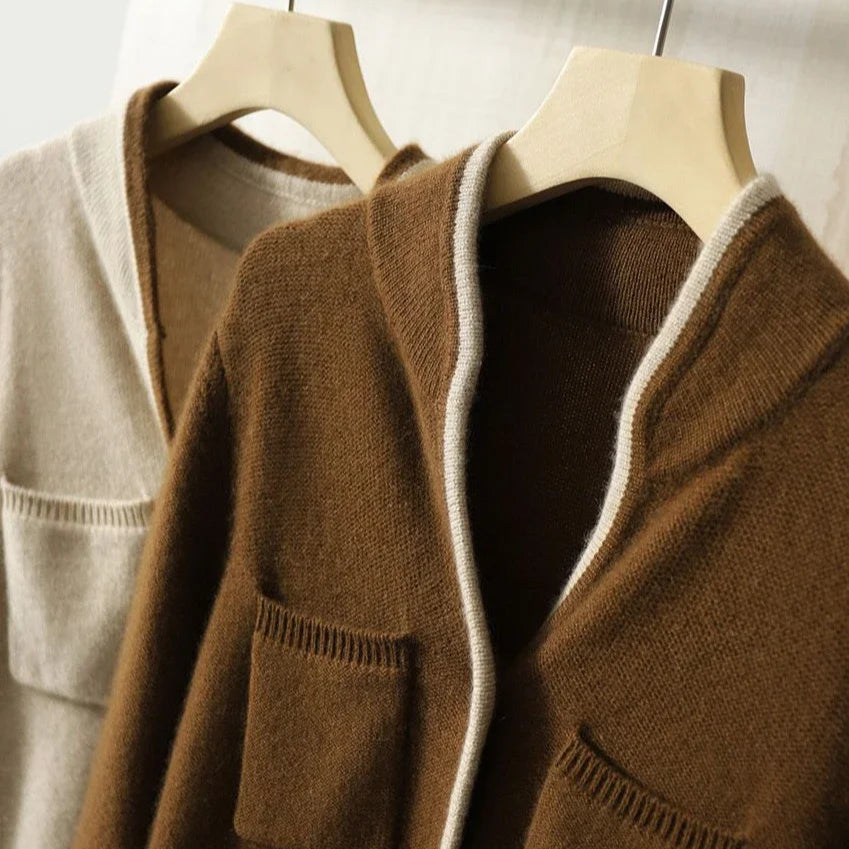 Cardigan donna con bottoni, tasche e rifiniture a contrasto