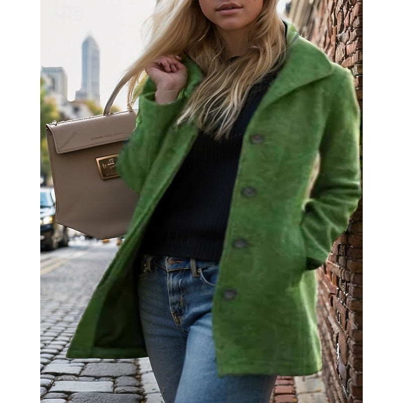 Cappotto da donna con bottoni